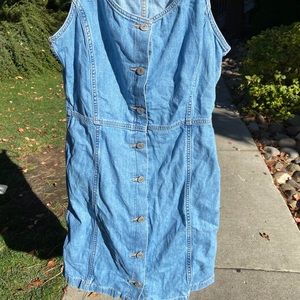 Levi’s Denim Dress!